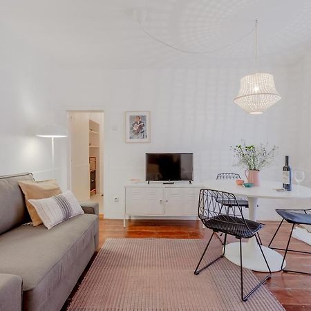 Typical Alfama Apartment, By Timecooler Lissabon Buitenkant foto