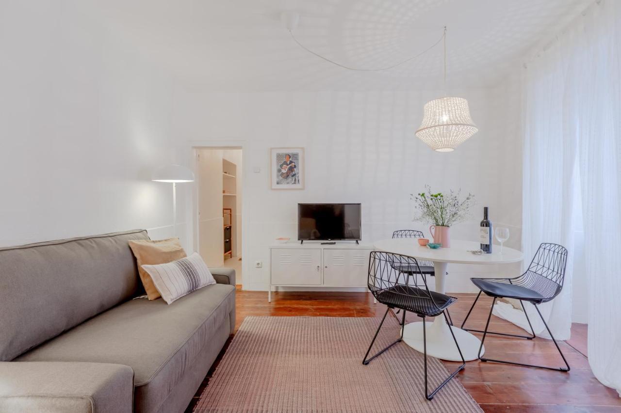 Typical Alfama Apartment, By Timecooler Lissabon Buitenkant foto