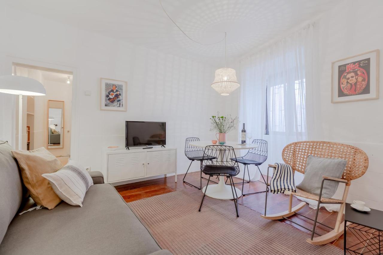 Typical Alfama Apartment, By Timecooler Lissabon Buitenkant foto