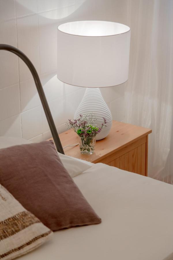 Typical Alfama Apartment, By Timecooler Lissabon Buitenkant foto
